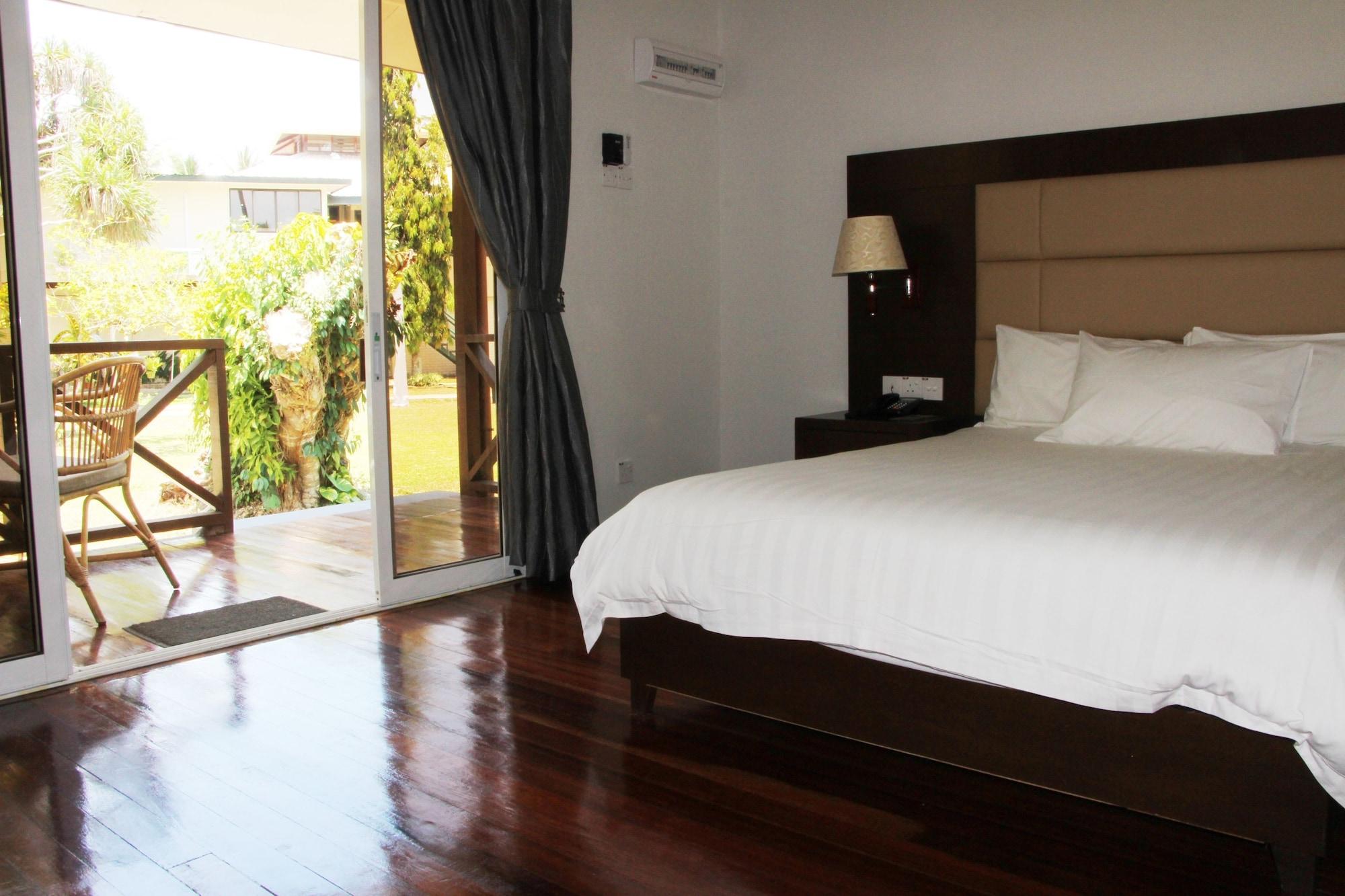 Langkah Syabas Beach Resort Kinarut Екстериор снимка