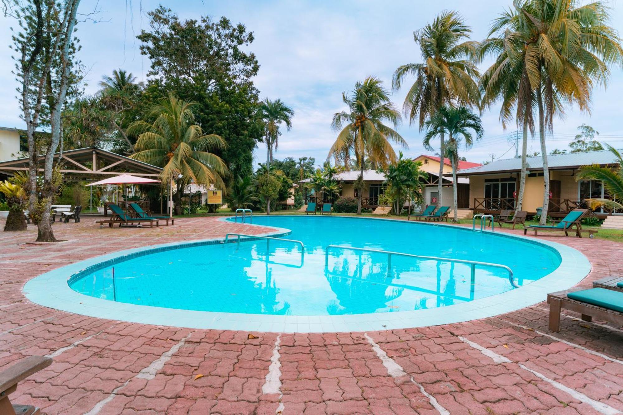 Langkah Syabas Beach Resort Kinarut Екстериор снимка