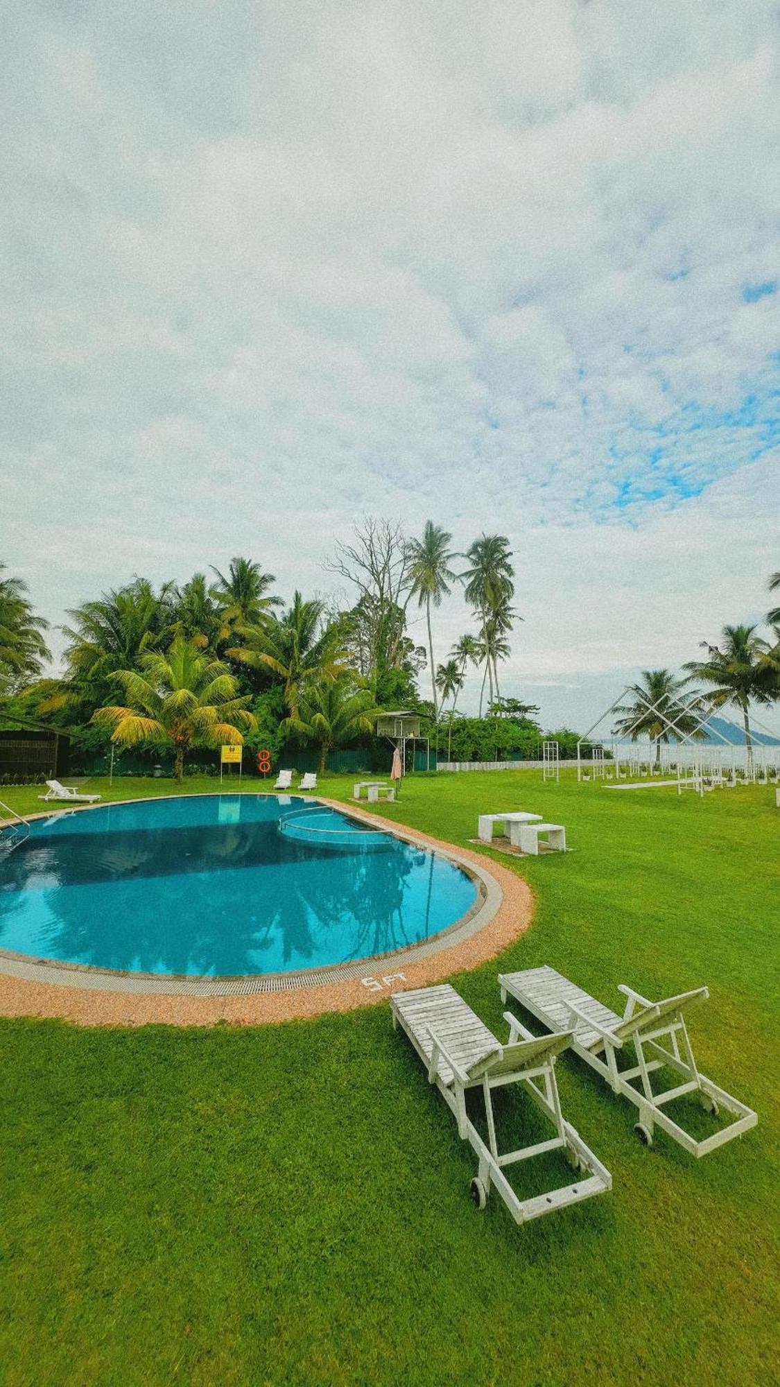 Langkah Syabas Beach Resort Kinarut Екстериор снимка